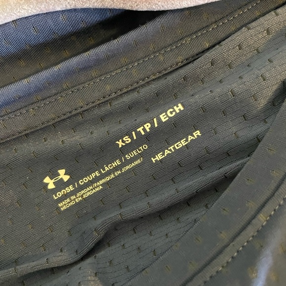 Under Armour Breathable Shortsleeve - Picture 3 of 4